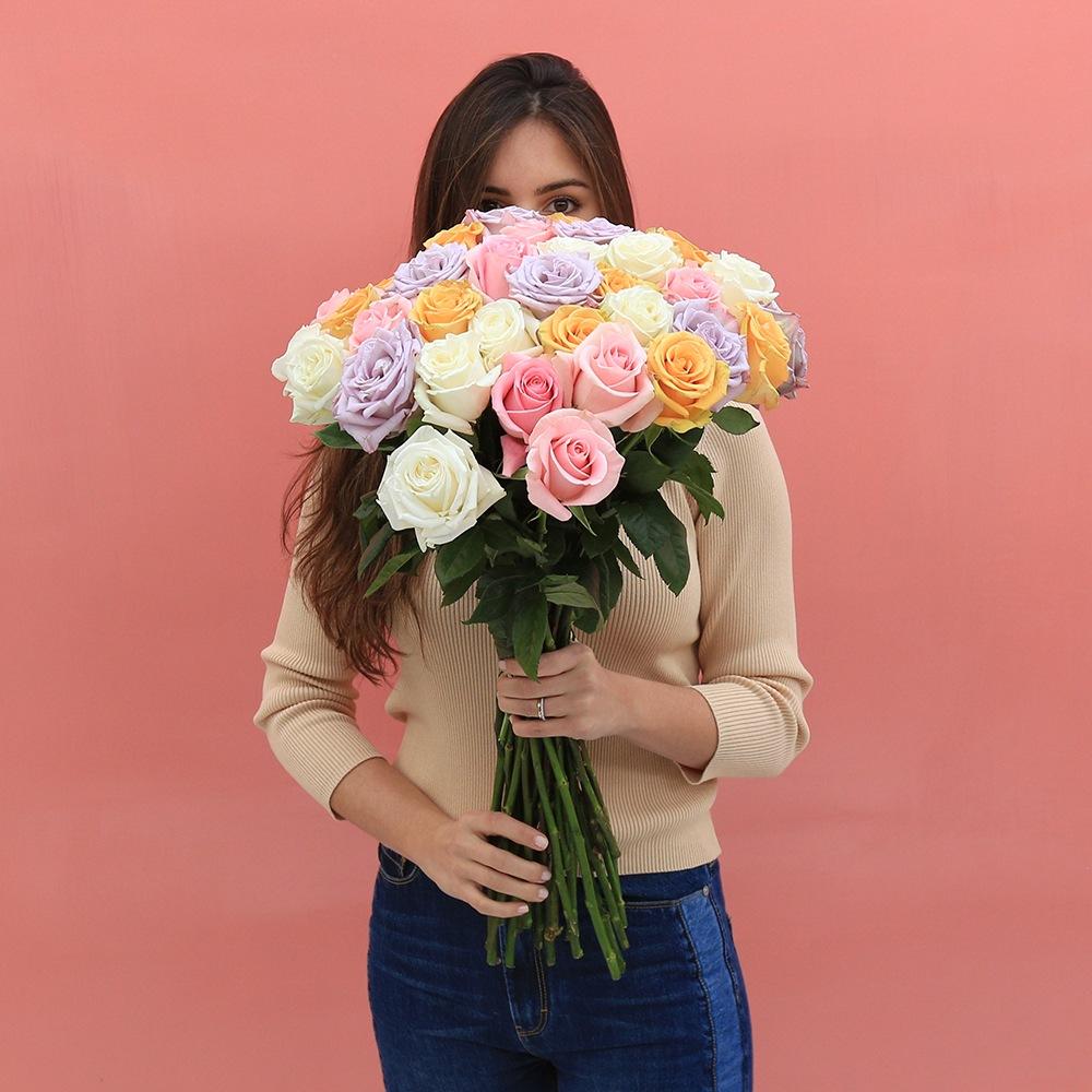 EXTRA LONG STEM ROSES