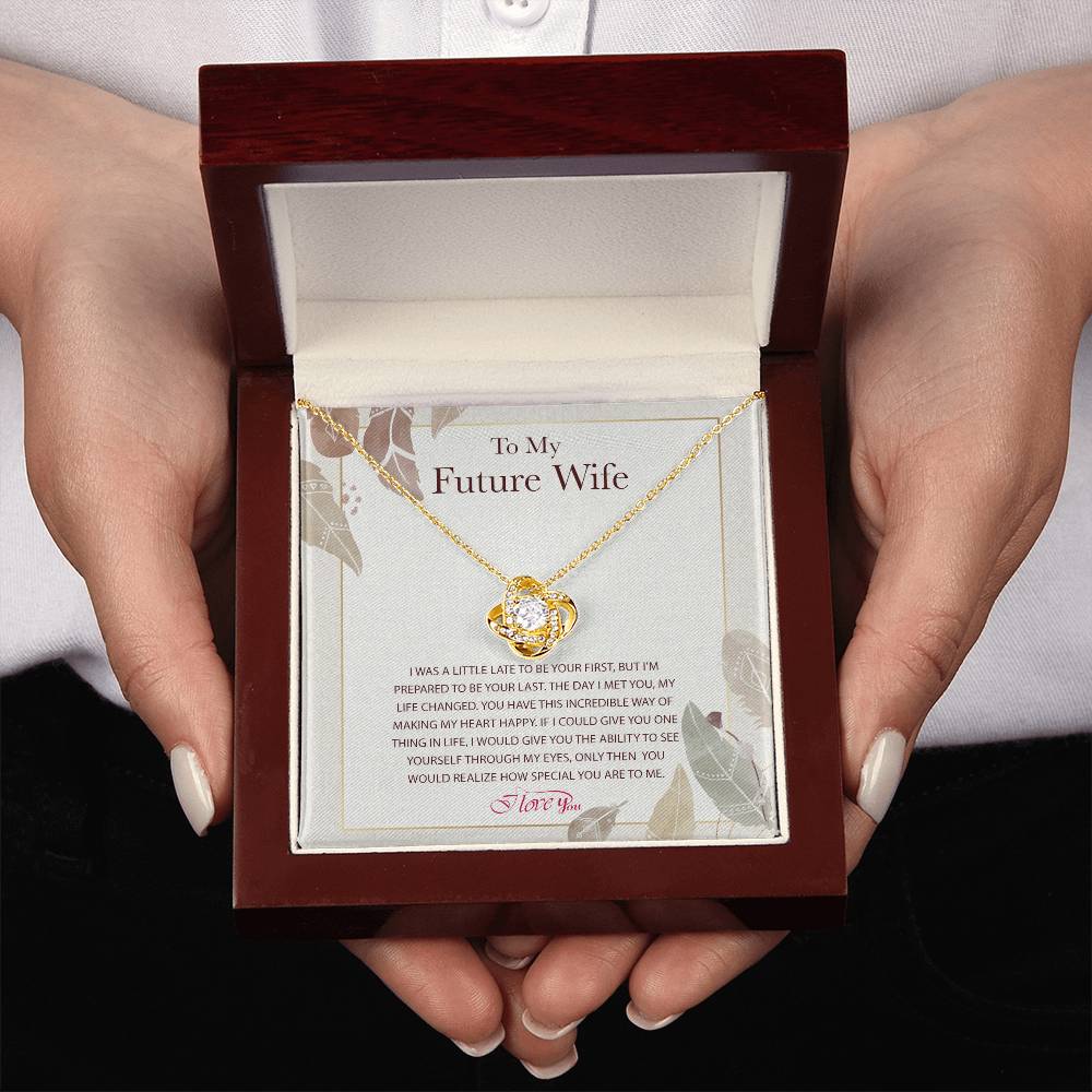 Knot Necklace to My Future Wife, the Perfect Way to Express Love, Gift to Fiancée, Anniversary Birthday Gift for Wife With a Heart Touching Message Card.